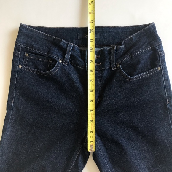 Jessica Simpson Cropped Jeans - Picture 16 of 16